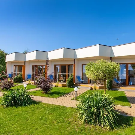 Oasis Деревянный коттедж