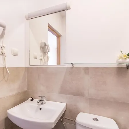 Деревянный коттедж Oasis Гонски